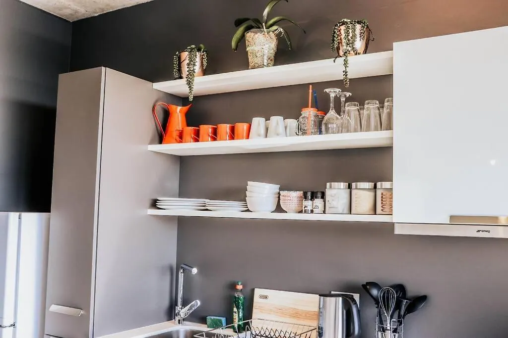 Wex829- Modern Woodstock Apartment With Pool And Gym Access And Secure Parking Cape Town South Africa